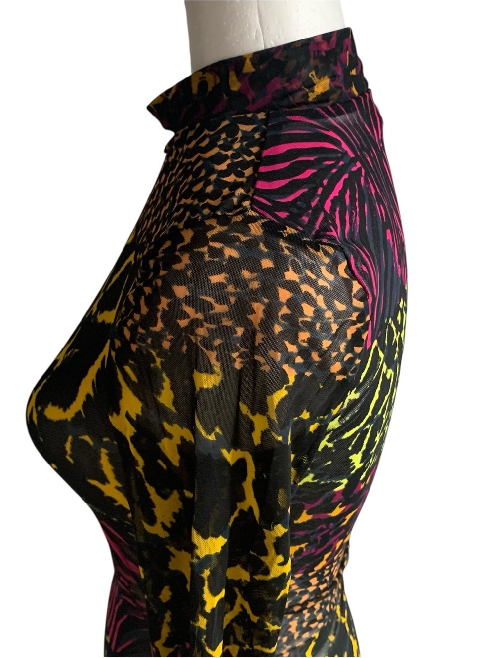 Guess Statement Top Sheer Mesh Mock Neck LS Abstract Animal Black Fuchsia Gold S - Picture 7 of 10